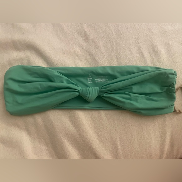 Stone Fox Swim NWT Green Lele Bikini Top with Twisted Knot; Size S - Picture 4 of 5